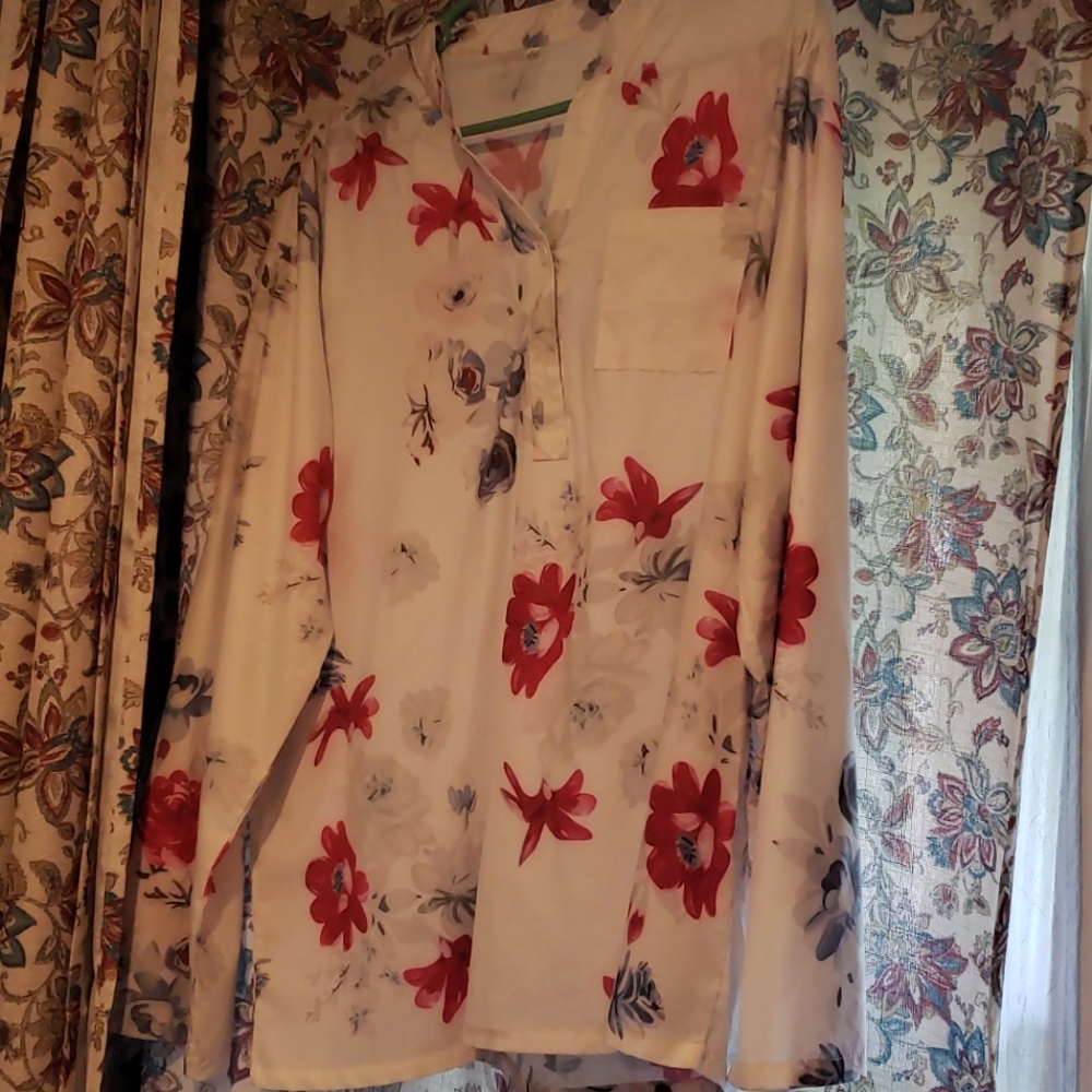 Long sleeve shirt